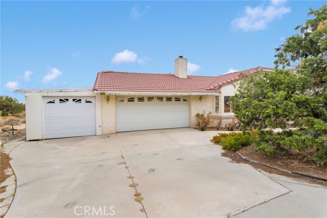 1026 Juniper Road, Pinon Hills CA: https://media.crmls.org/medias/1eeda96e-1dc5-44ec-9eb7-87e78d702633.jpg