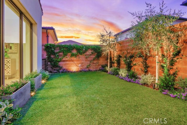 185 Plum Lily, Irvine CA: https://media.crmls.org/medias/1eedf062-5635-4b36-a15b-17d659e0060b.jpg