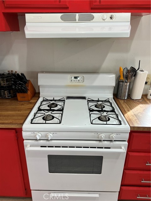 4047 Foothill Drive, Lucerne CA: https://media.crmls.org/medias/1eee2f0f-5cdd-47c0-98a5-287db255a6a5.jpg