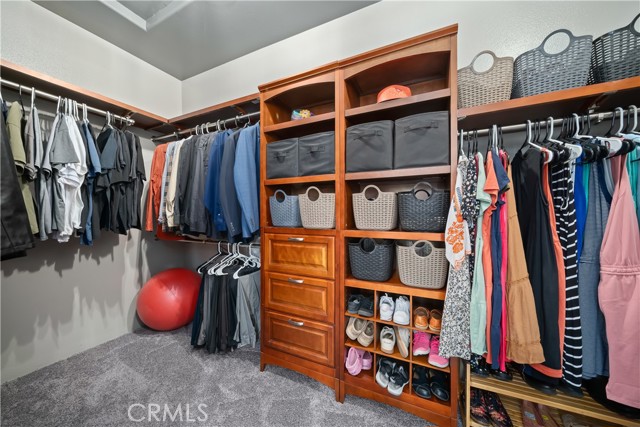221 Silver Oak Drive, Paso Robles CA: https://media.crmls.org/medias/1eee87bf-00c4-4ab2-abd4-382b8227b912.jpg
