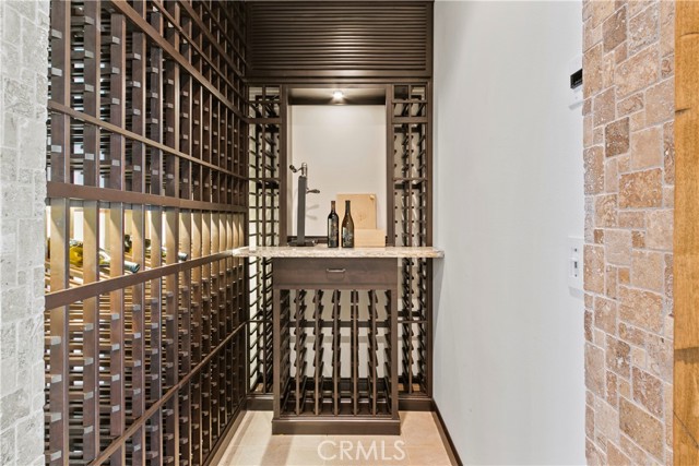 Detail Gallery Image 9 of 54 For 23 Boardwalk, Newport Beach,  CA 92660 - 6 Beds | 4/2 Baths