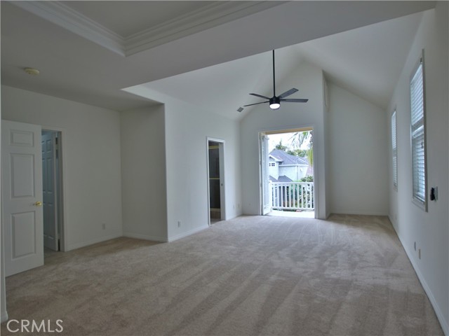 504 Dahlia Avenue, Corona del Mar CA: https://media.crmls.org/medias/1ef0a069-98a4-42b4-9059-e30564238c41.jpg