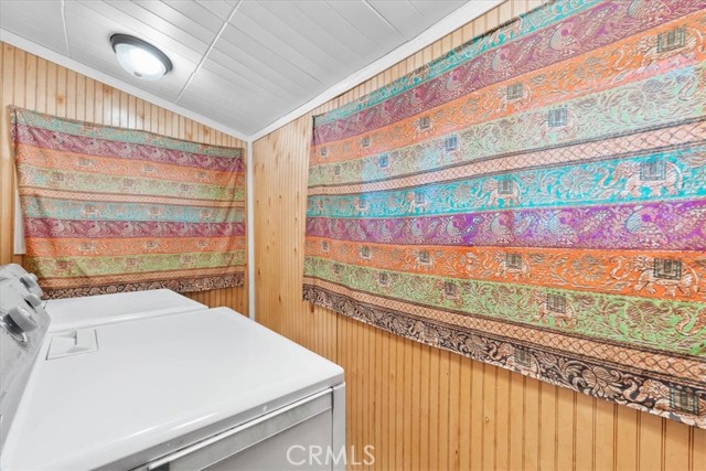 650 Rose Hill, Crestline, CA 92325