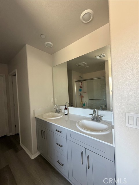 Detail Gallery Image 12 of 21 For 31739 Woodbank Way, Winchester,  CA 92596 - 3 Beds | 2/1 Baths