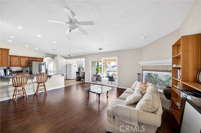 Detail Gallery Image 13 of 52 For 7841 Corona, Hesperia,  CA 92345 - 3 Beds | 2 Baths