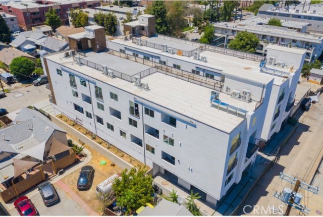7018 Alabama Avenue, Canoga Park CA: https://media.crmls.org/medias/1ef2cc9e-9342-4548-a292-d299aad56515.jpg