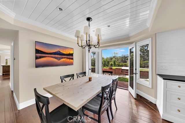 Detail Gallery Image 8 of 71 For 1962 Lower Lake Dr, North Tustin,  CA 92705 - 6 Beds | 7/1 Baths