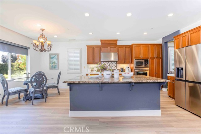 10266 Horsehaven Street, Sun Valley CA: https://media.crmls.org/medias/1ef57928-d83d-487d-80f4-780b364e9445.jpg