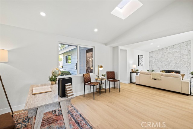 10839 Danube Avenue, Granada Hills CA: https://media.crmls.org/medias/1ef5939f-9158-4af5-817d-966493ddb68b.jpg