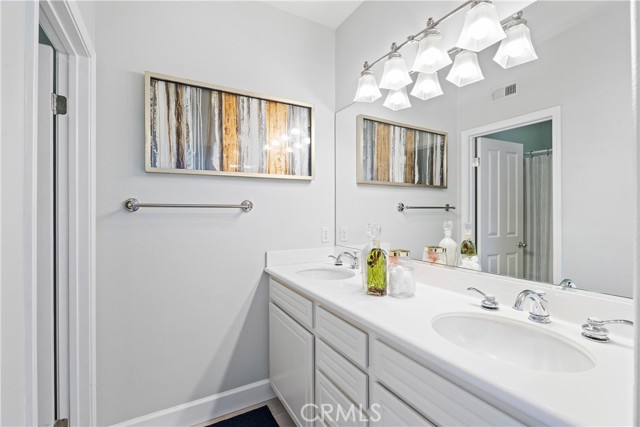 Detail Gallery Image 19 of 29 For 1307 Solvay Aisle #240,  Irvine,  CA 92606 - 1 Beds | 1 Baths