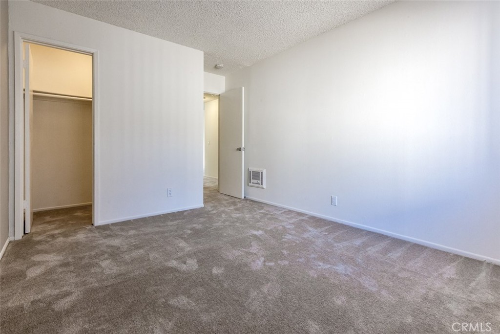 MLS #OC26119486 image #33