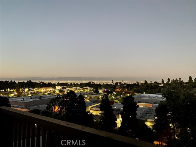 33 Oaktree Lane, Rolling Hills Estates, California 90274, 2 Bedrooms Bedrooms, ,3 BathroomsBathrooms,Residential,Sold,Oaktree,OC22217896