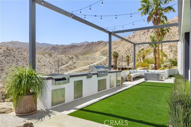 Detail Gallery Image 10 of 55 For 71170 Oasis Trl, Palm Desert,  CA 92260 - 4 Beds | 4/1 Baths