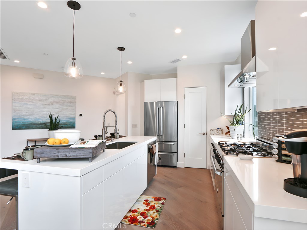 MLS #OC25155817 img 14