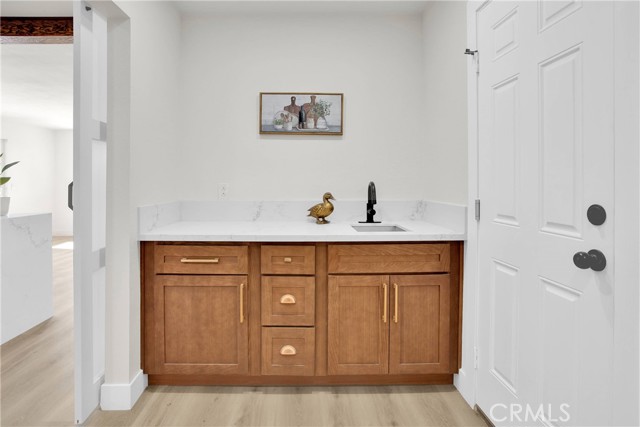 Detail Gallery Image 14 of 31 For 20357 Shoshonee Rd, Apple Valley,  CA 92307 - 3 Beds | 2 Baths