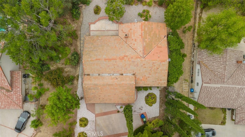 https://media.crmls.org/medias/1ef8aa65-f1e5-43c1-8b3a-f1f38ef834ba.jpg?preset=X-Large