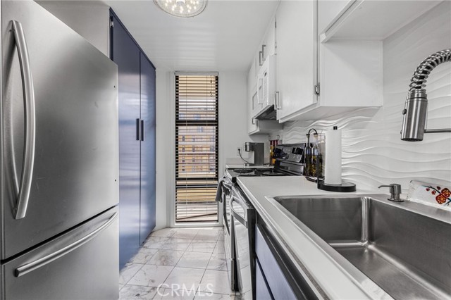 Detail Gallery Image 5 of 54 For 4337 Marina City Dr. #1041,  Marina Del Rey,  CA 90292 - 2 Beds | 2 Baths