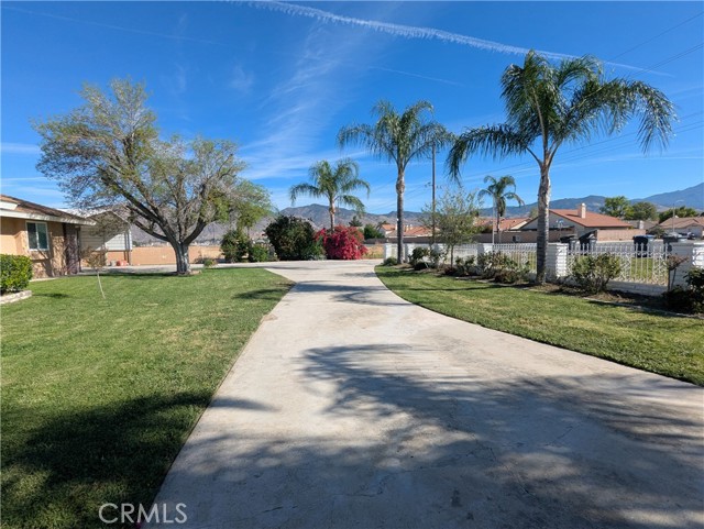 Detail Gallery Image 9 of 74 For 773 N Soboba, Hemet,  CA 92544 - 4 Beds | 3 Baths