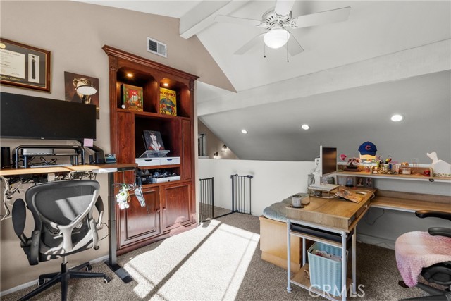 Detail Gallery Image 31 of 40 For 27547 Saffron, Saugus,  CA 91350 - 4 Beds | 3 Baths