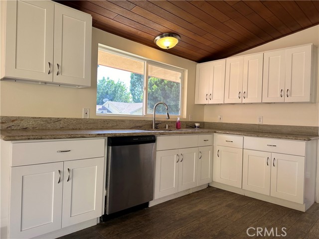 Detail Gallery Image 9 of 25 For 5235 Palm Ave, Whittier,  CA 90601 - 3 Beds | 1/1 Baths