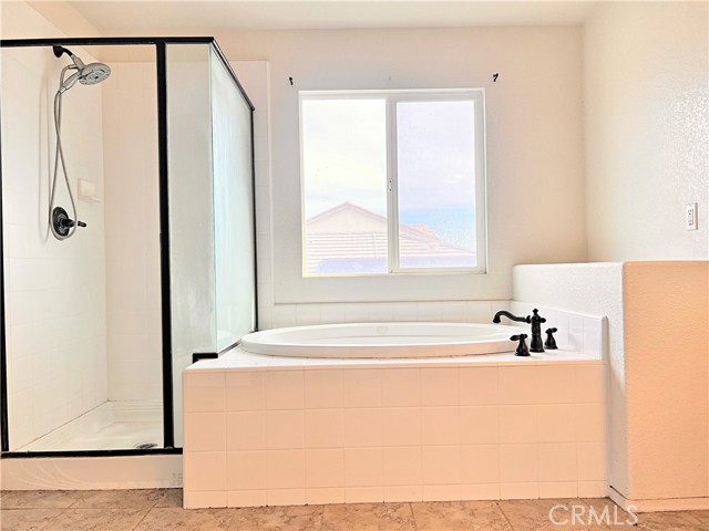 Detail Gallery Image 22 of 51 For 2745 Garnet Ln, Lancaster,  CA 93535 - 5 Beds | 3 Baths