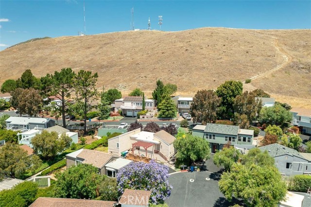 2852 Los Feliz Court, San Luis Obispo CA: https://media.crmls.org/medias/1efc1177-95fc-4a65-b6fb-bea1e460d729.jpg
