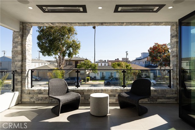 Detail Gallery Image 6 of 50 For 1313 Ocean Ave, Seal Beach,  CA 90740 - 3 Beds | 3/1 Baths