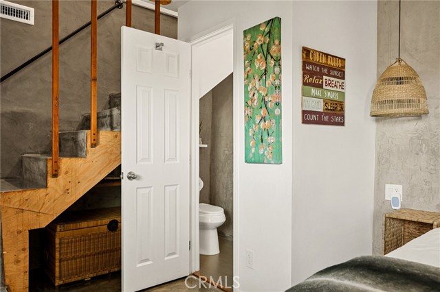 Detail Gallery Image 36 of 46 For 999 Mercury Way, Crestline,  CA 92325 - 4 Beds | 3/1 Baths