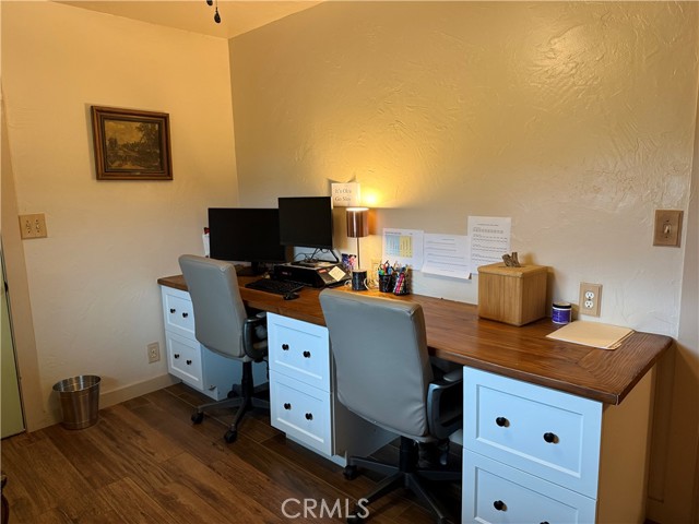 Detail Gallery Image 36 of 47 For 25565 Road 13, Chowchilla,  CA 93610 - 4 Beds | 3 Baths