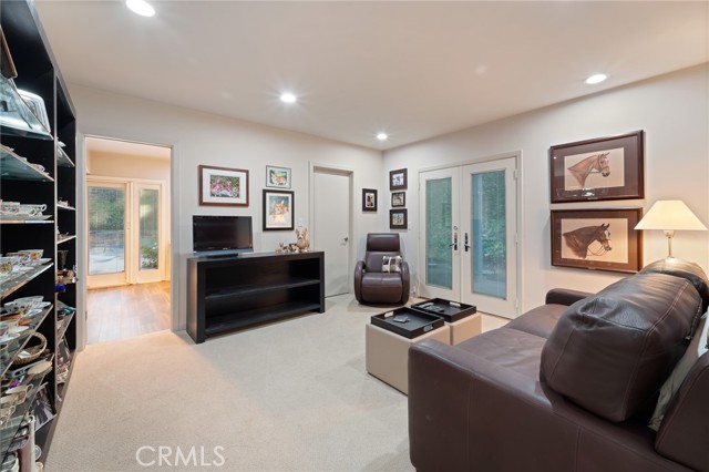 Detail Gallery Image 32 of 54 For 3601 Cananea, Encino,  CA 91436 - 6 Beds | 5/1 Baths