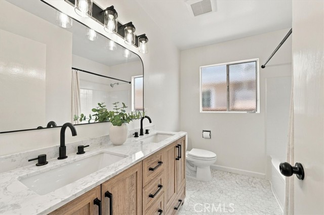 2622 West 180th Street photo 19