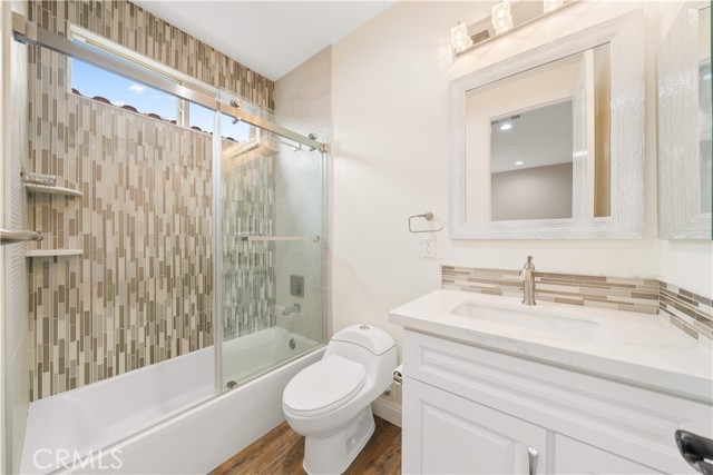 Detail Gallery Image 26 of 75 For 27 Gillman St, Irvine,  CA 92612 - 6 Beds | 6/1 Baths