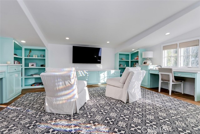 861 12th Court, Manhattan Beach, California 90266, 3 Bedrooms Bedrooms, ,2 BathroomsBathrooms,Residential,Sold,12th,SB21259266