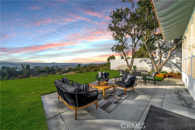 24471 Los Serranos Drive, Laguna Niguel CA: https://media.crmls.org/medias/1efe298a-f00e-4aae-a882-033f356377f0.jpg