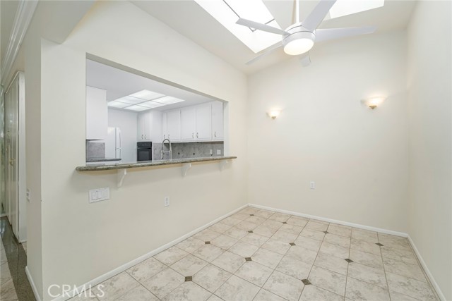 495 Calle Cadiz, Laguna Woods CA: https://media.crmls.org/medias/1efe3c7f-181e-40d2-8c32-4a5cdaeaf121.jpg