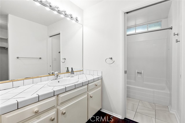 Detail Gallery Image 17 of 25 For 3832 Overland Ave #2,  Culver City,  CA 90232 - 2 Beds | 2/1 Baths