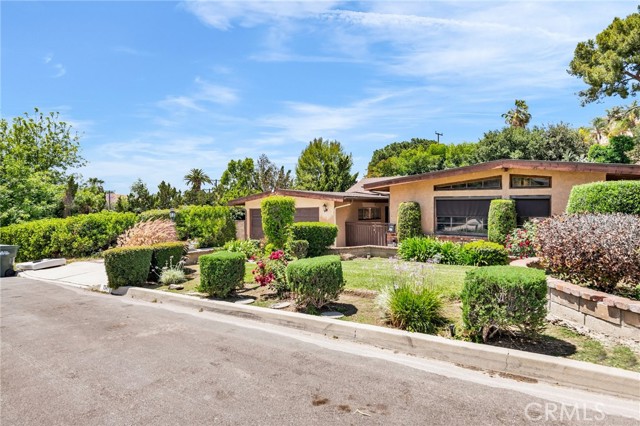 Detail Gallery Image 3 of 58 For 1341 E Harvest Moon St, West Covina,  CA 91792 - 4 Beds | 3 Baths