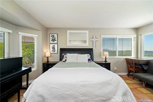 24141 St Helena Court, Ramona, California 92065, 4 Bedrooms Bedrooms, ,3 BathroomsBathrooms,Residential,For Sale,St Helena Court,SW24080530