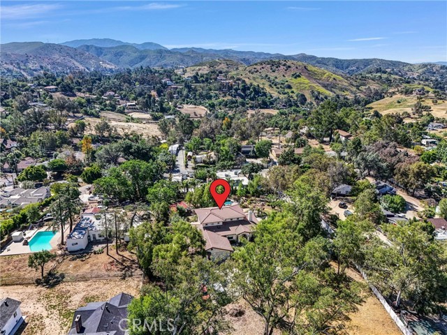 10345 McBroom Street, Sunland CA: https://media.crmls.org/medias/1f01173d-6d31-496a-b9c3-a4f55d7c0a73.jpg