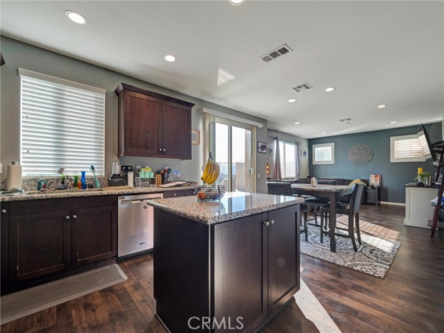 Detail Gallery Image 28 of 29 For 24203 Lilac Lane, Lake Elsinore,  CA 92532 - 4 Beds | 3 Baths