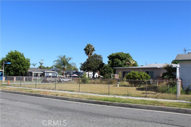 11842 Lindale Street, Norwalk CA: https://media.crmls.org/medias/1f015a7c-def2-49ab-8354-976d8c268adf.jpg