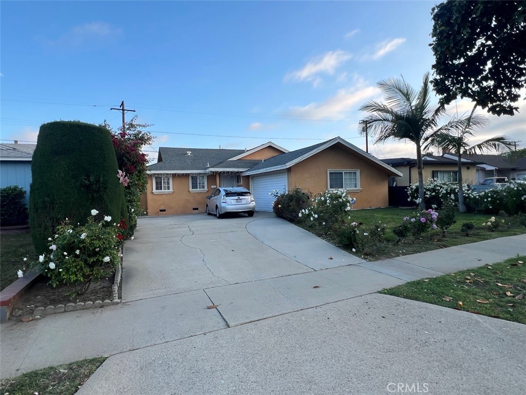 2612 Manhattan Beach Boulevard