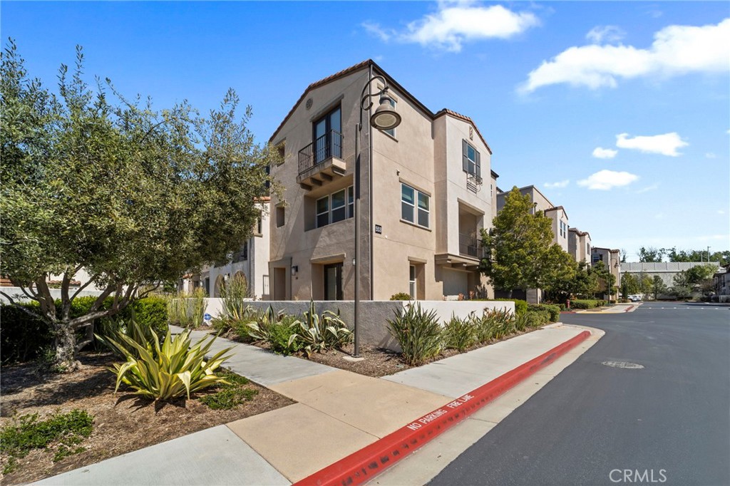 553 W Foothill Boulevard #129