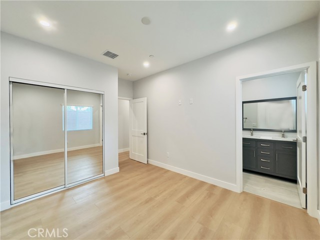 17522 1/2 Lemay Street, Lake Balboa CA: https://media.crmls.org/medias/1f02995c-77d5-4004-a1d1-fb69062d1cdd.jpg