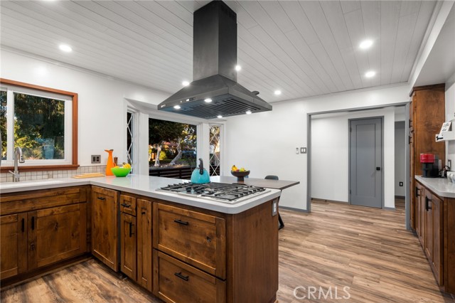 7424 W 85th Street, Los Angeles CA: https://media.crmls.org/medias/1f02a179-2aac-4412-af9f-3f9f13a24dfe.jpg