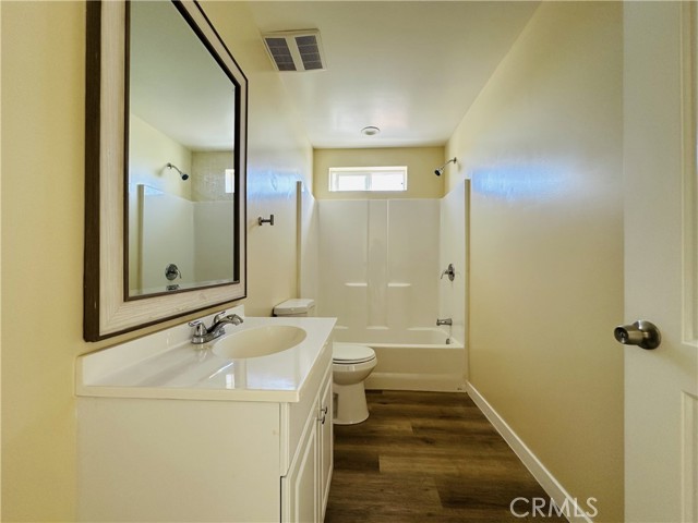 Detail Gallery Image 20 of 23 For 1002 E 33rd St #3,  Los Angeles,  CA 90011 - 2 Beds | 2 Baths