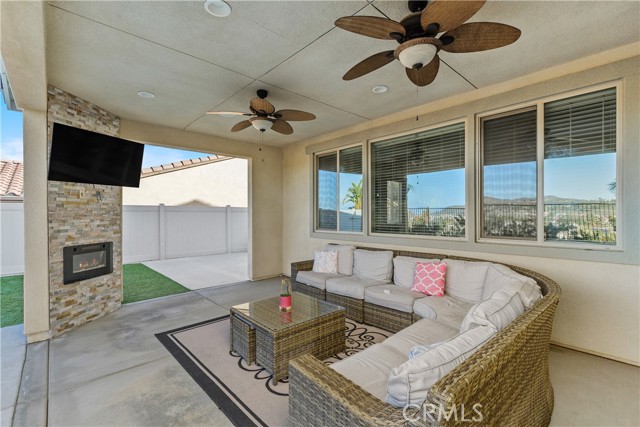 Detail Gallery Image 32 of 40 For 24062 Buckstone, Menifee,  CA 92584 - 5 Beds | 3/1 Baths