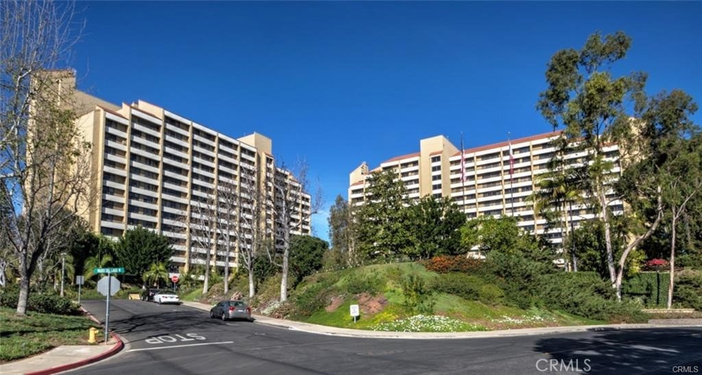 24055 Paseo Del Lago #812