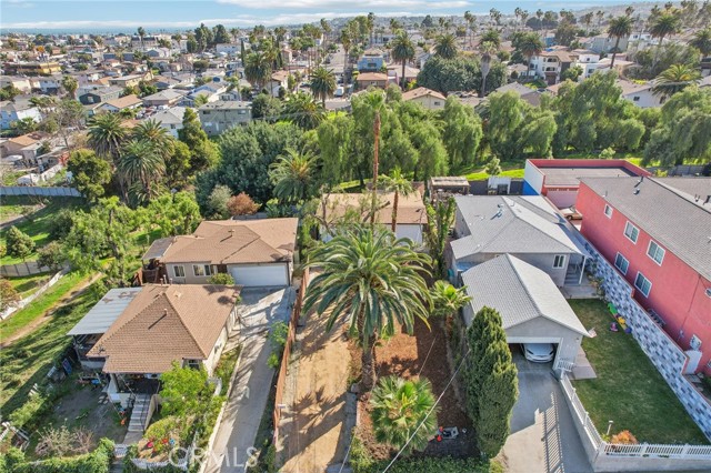 811 W Oliver Street, San Pedro CA: https://media.crmls.org/medias/1f067c25-0b83-4ad6-89db-7ad5b4c6113e.jpg