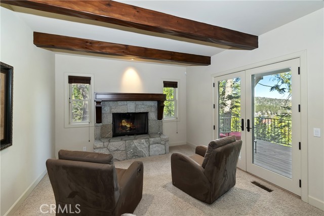 Detail Gallery Image 37 of 59 For 319 Mittry Ln, Lake Arrowhead,  CA 92352 - 2 Beds | 2/1 Baths